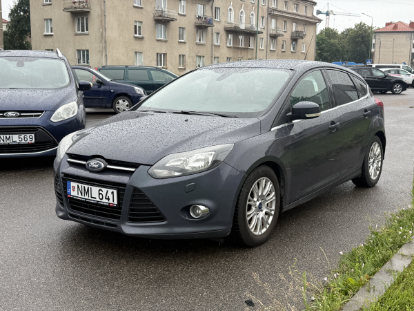 Ford Focus HB